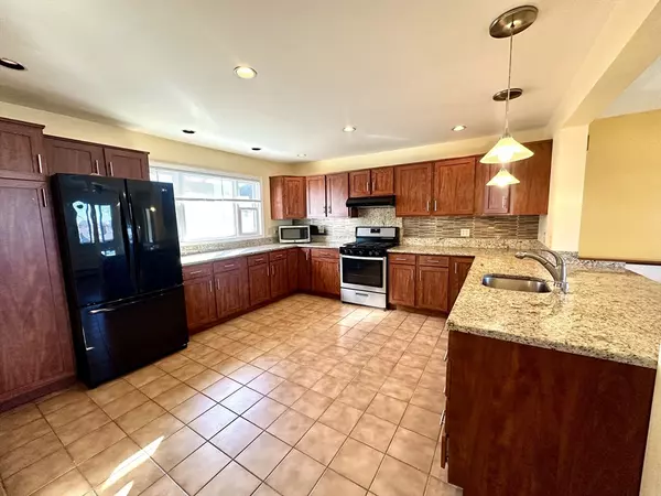 Belmont, MA 02478,86 Palfrey Rd #86