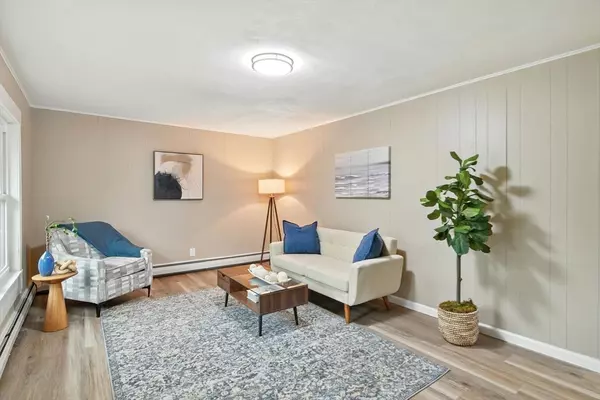 Springfield, MA 01118,17 Pebble Mill Rd