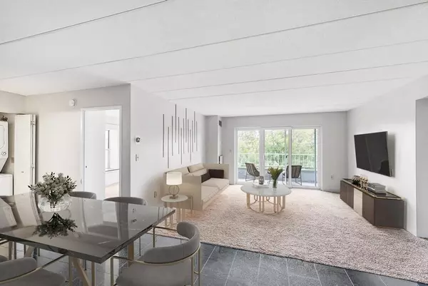 100 Boatswains Way #202, Chelsea, MA 02150