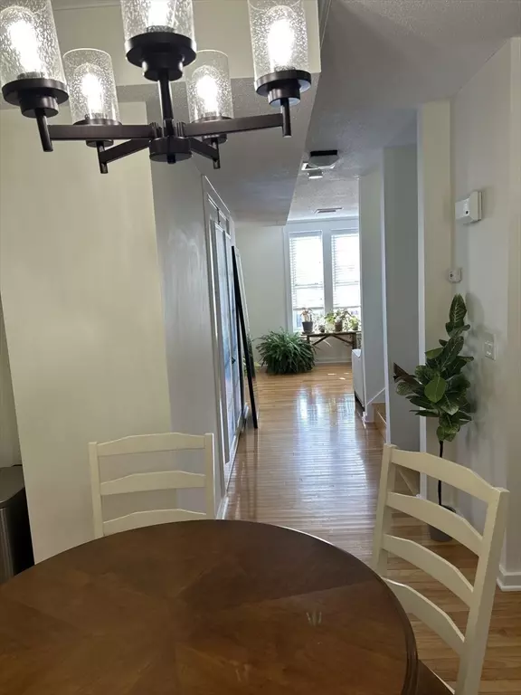 Fall River, MA 02720,450 Rock St #1