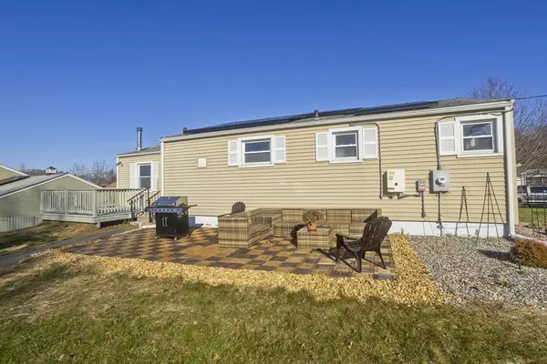 Springfield, MA 01118,74 Judith St