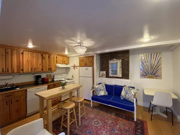 Cambridge, MA 02139,11 William St #S