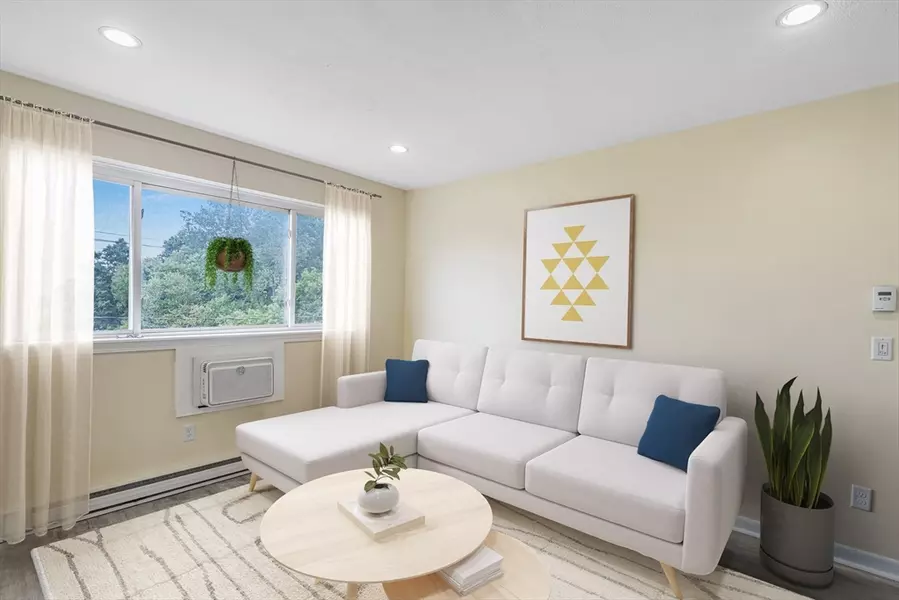 256 Parker Hill Ave #14, Boston, MA 02120