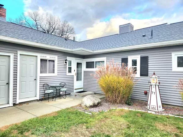 71 Greenwood Ter #71, Chicopee, MA 01022