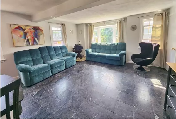 Revere, MA 02151,75 Goldie #75