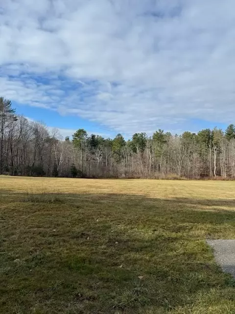 365 Churchill St, Pittsfield, MA 01201