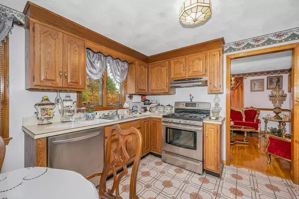 Tewksbury, MA 01876,80 Sesame Street