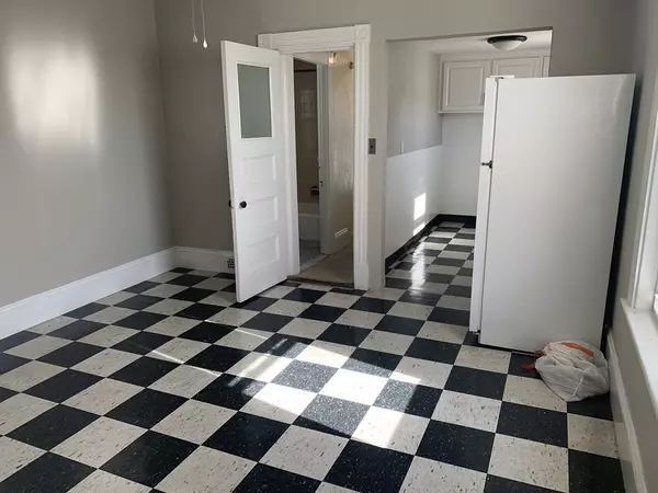 Watertown, MA 02472,30 French St #2