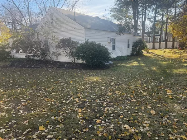 Newton, MA 02459,22 Nightingale Path