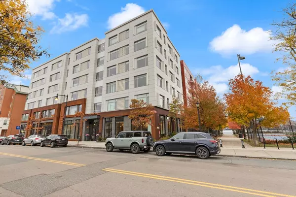 Boston, MA 02128,99 Sumner #612