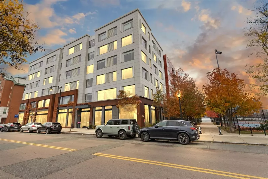 99 Sumner #612, Boston, MA 02128