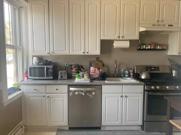 Boston, MA 02130,224 Jamaicaway #1