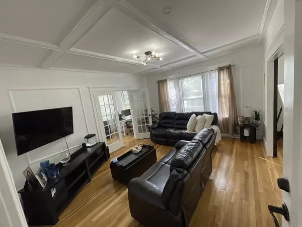 Haverhill, MA 01830,10 Westland Ter