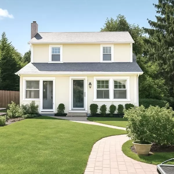 39 Twitchell #R, Wellesley, MA 02482