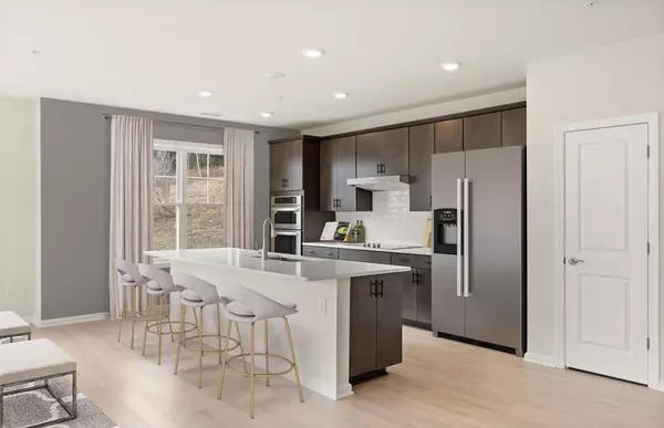 Westborough, MA 01581,5 Peters Farm Way #106