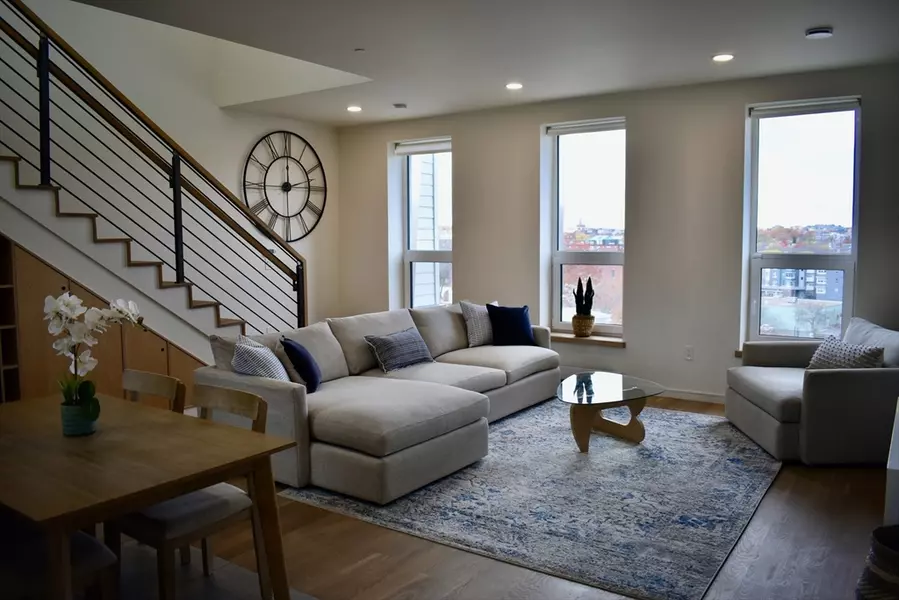 78 Fort Ave #78, Boston, MA 02119