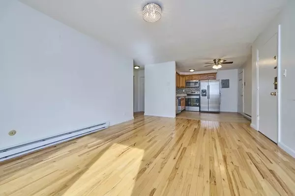 Malden, MA 02148,87 Cedar St #10