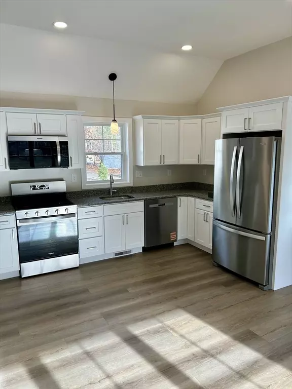 Tyngsborough, MA 01879,265 Dunstable Rd #C