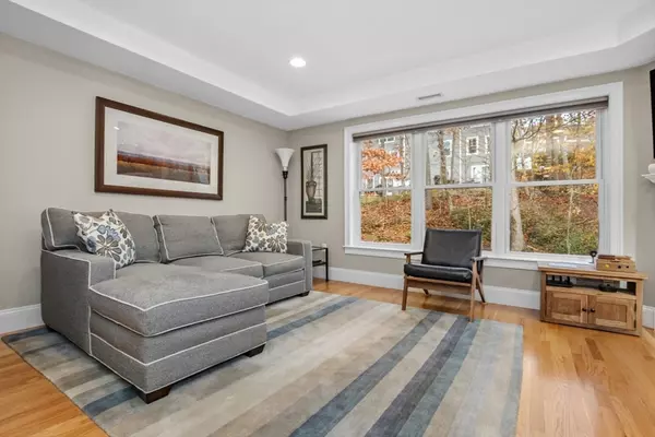 Boston, MA 02132,845 Lagrange St #4