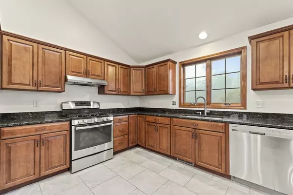 Fall River, MA 02747,309 Yellow Hill Road