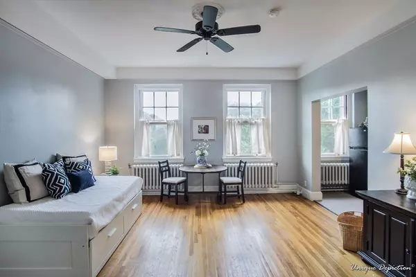 Andover, MA 01810,354 N Main St #303