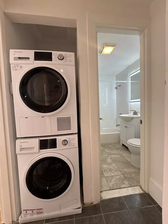 Boston, MA 02215,1082 Commonwealth Ave #103