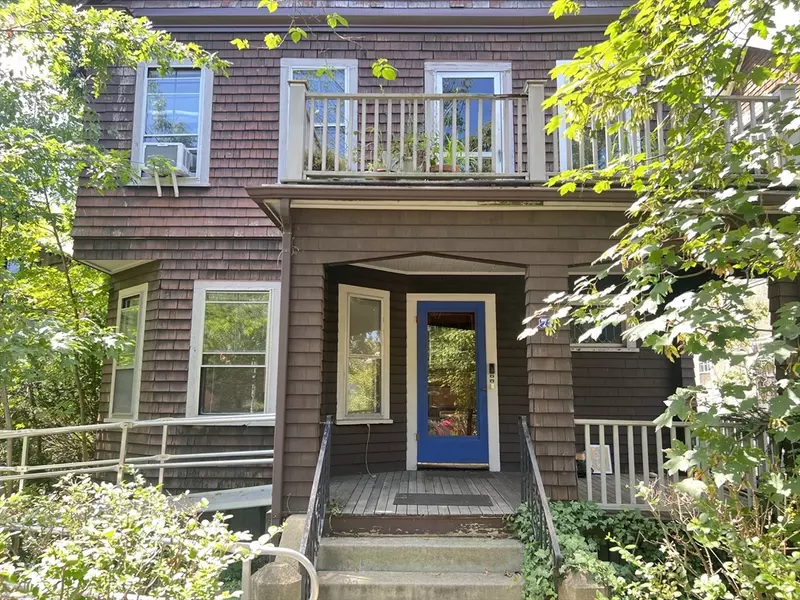 71 Fayerweather #1, Cambridge, MA 02138