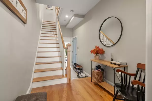 Boston, MA 02122,30 Park St #3