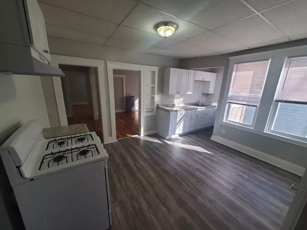 Boston, MA 02121,79 Rosseter Street #4