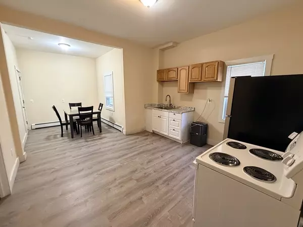 Worcester, MA 01610,12 King St