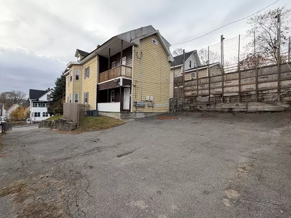 Worcester, MA 01610,12 King St