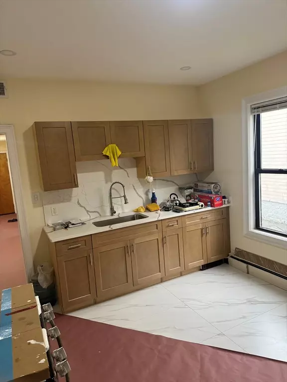 Boston, MA 02122,20 Arcadia Park #2