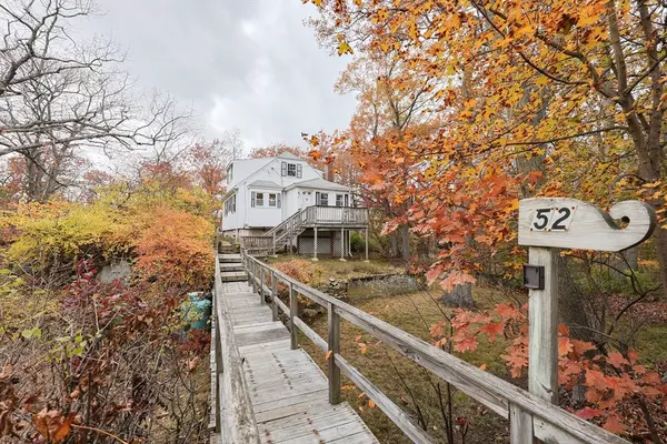 52 Harrison St, Medford, MA 02155