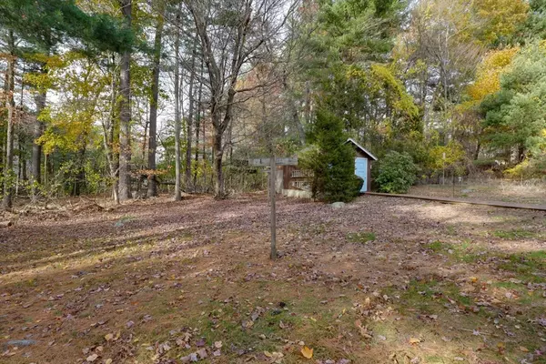 Burlington, MA 01803,17 Evelyn St