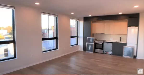 9-11 Burney #302, Boston, MA 02120