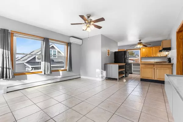 Boston, MA 02124,12 Wilmington Ave #2