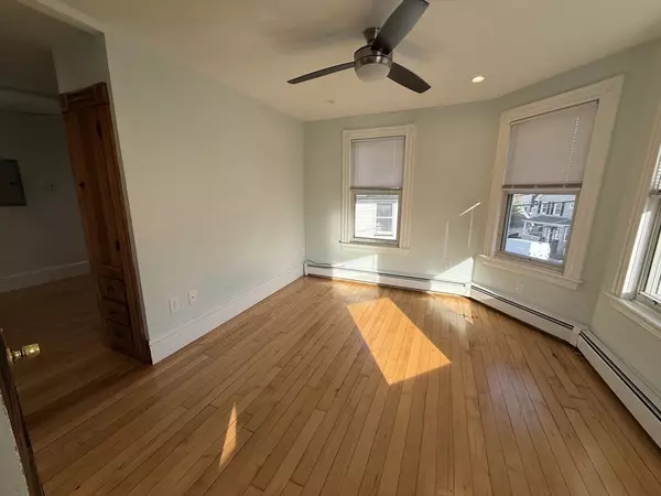 Revere, MA 02151,3 Orchard St #2