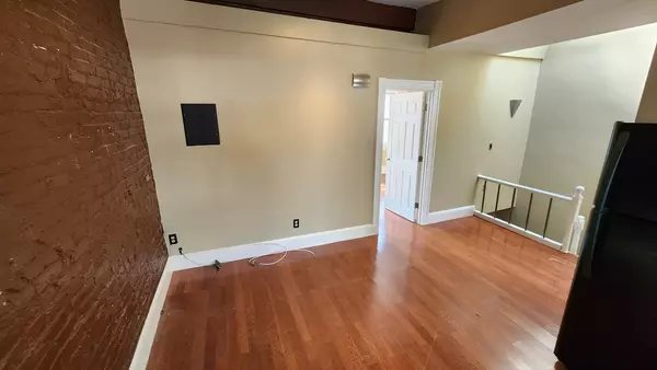 Boston, MA 02128,4 Wilbur Ct. #3