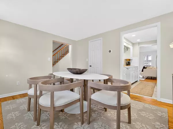 Wellesley, MA 02482,609 Washington St #303