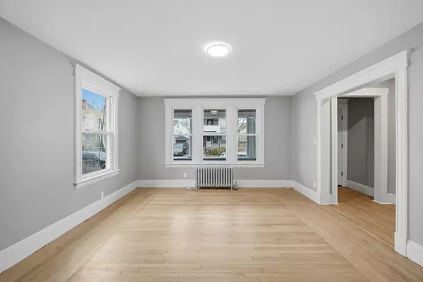 Springfield, MA 01109,62-64 Bristol St