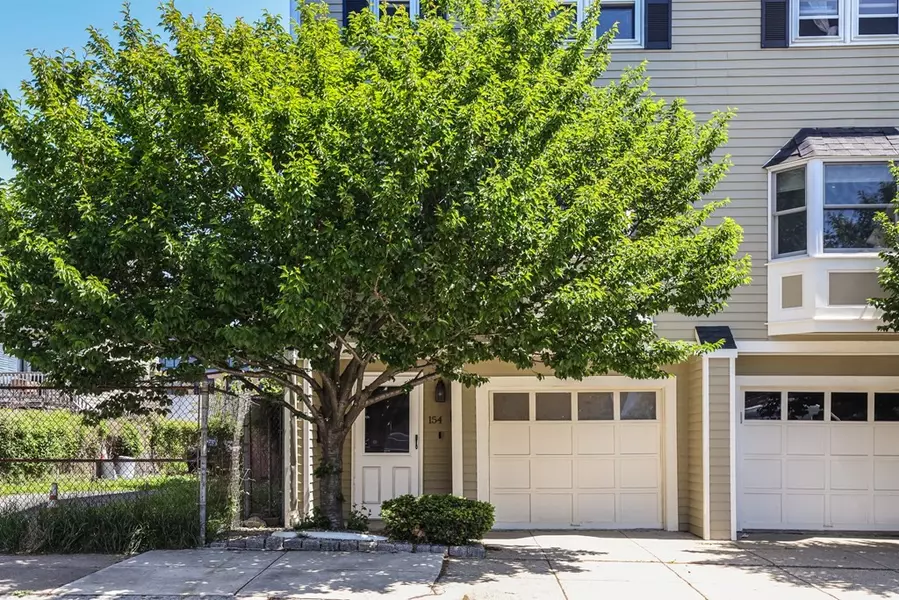 154 W 3rd St #154, Boston, MA 02127