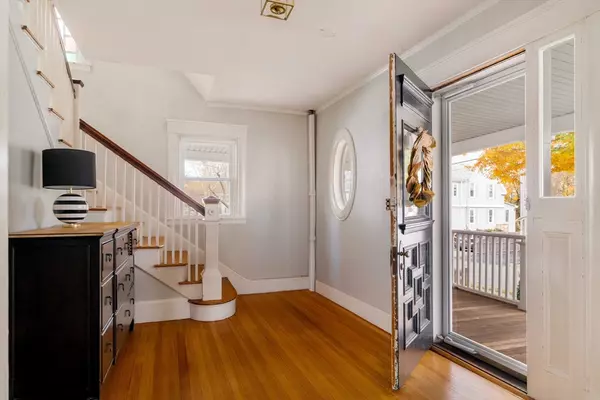 Braintree, MA 02184,6 Oak Street