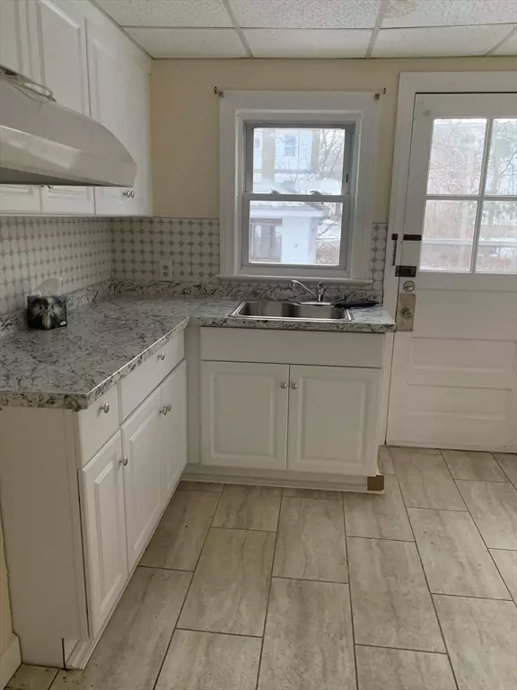 22 Pocasset Ave #1, Worcester, MA 01606