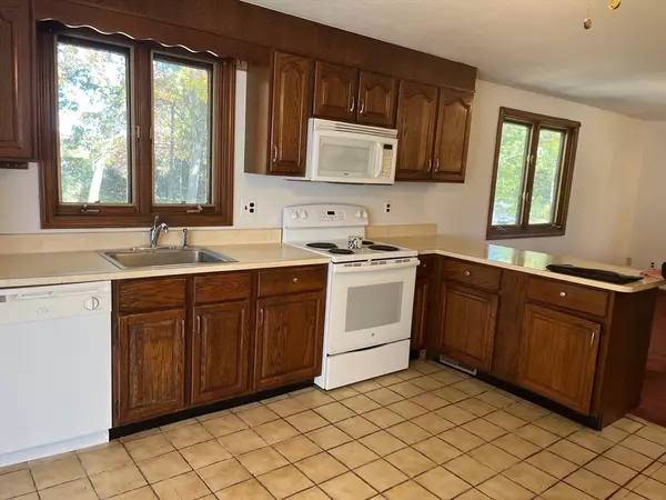 West Springfield, MA 01089,93 Lantern Ln #1