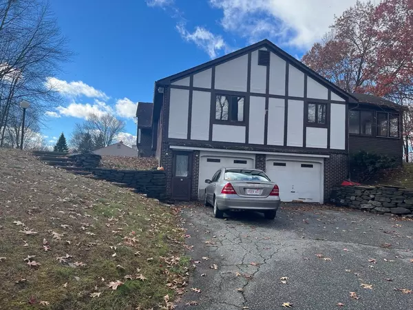 West Springfield, MA 01089,93 Lantern Ln #1