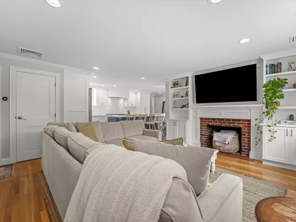 Ashland, MA 01721,29 Prospect St