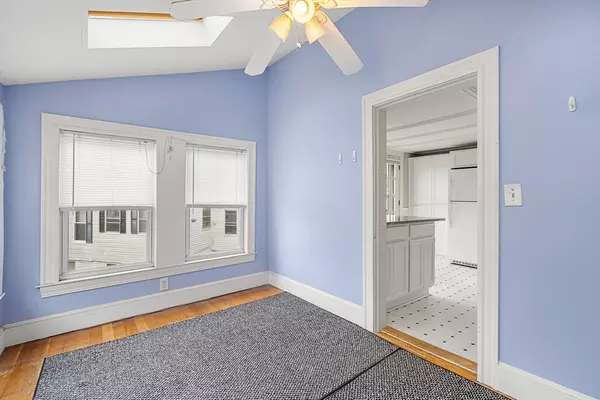 Gloucester, MA 01930,4 Mount Vernon St