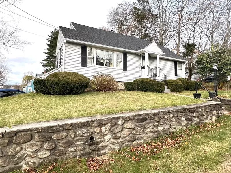 14 Beech Street, Southbridge, MA 01550