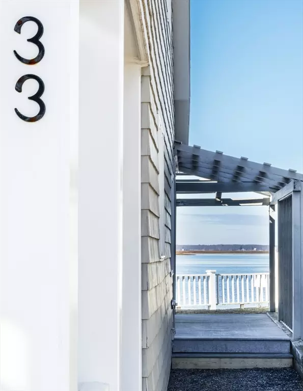 Ipswich, MA 01938,33 Eagle Hill Rd