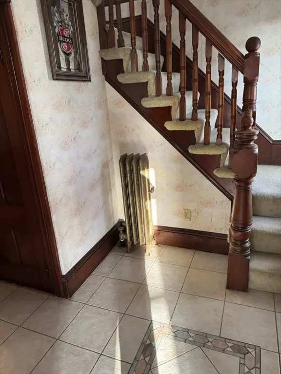 Gardner, MA 01440,93 Cross St